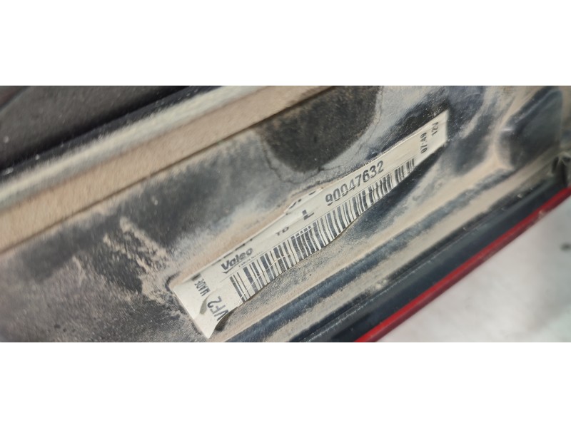 PILOTO TRASERO IZQUIERDO INTERIOR  - imagen 3