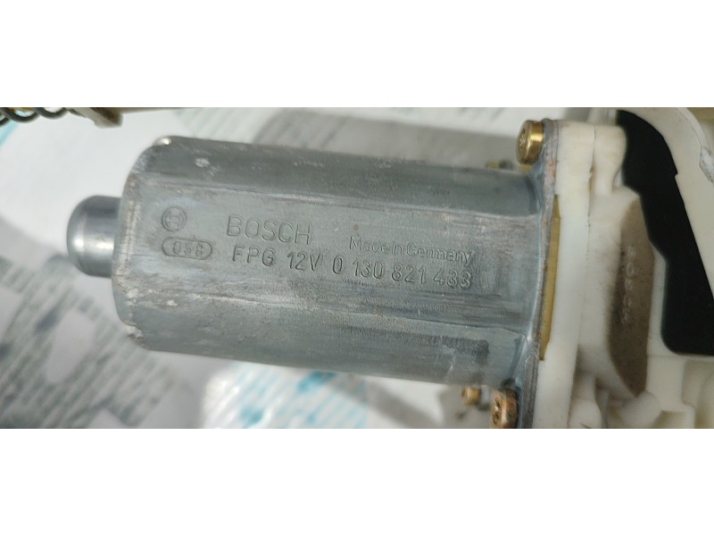 ELEVALUNAS TRASERO DERECHO 0130821433  - imagen 3