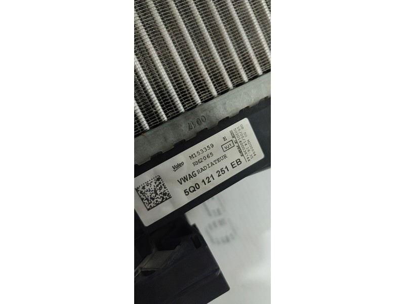 RADIADOR AGUA 5Q0121251EB  - imagen 2
