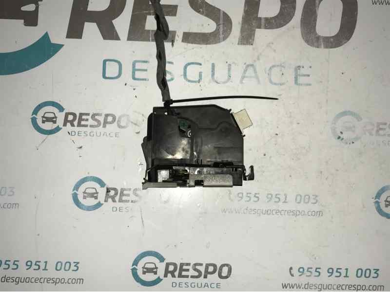 CERRADURA PUERTA DELANTERA DERECHA 055676912  - imagen 1