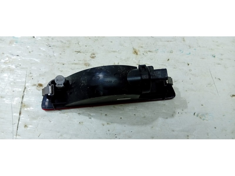 PILOTO TRASERO CENTRAL 26580JD00B  - imagen 3