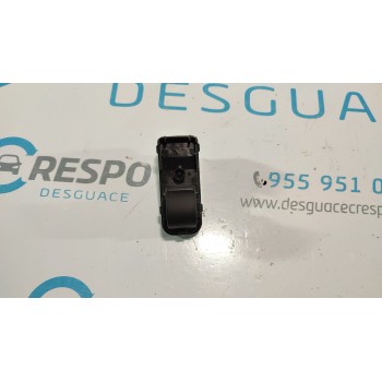 MANDO ELEVALUNAS DELANTERO DERECHO D09H66370  - miniatura 1