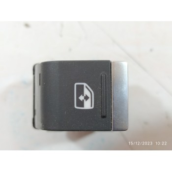 MANDO ELEVALUNAS TRASERO IZQUIERDO 4K0959855 