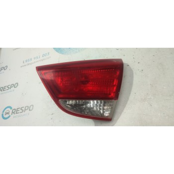 PILOTO TRASERO DERECHO INTERIOR 924062Y0 