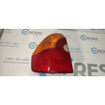 PILOTO TRASERO IZQUIERDO 6990167 