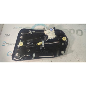 ELEVALUNAS TRASERO DERECHO 