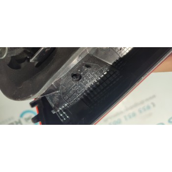 PILOTO TRASERO DERECHO INTERIOR 6J8945094C  - miniatura 2