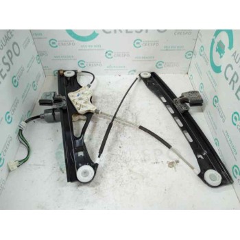 ELEVALUNAS DELANTERO DERECHO 