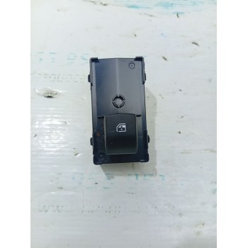 MANDO ELEVALUNAS TRASERO DERECHO 93581R2200 