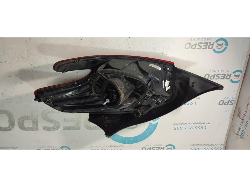 PILOTO TRASERO IZQUIERDO 9810343080  - imagen 2