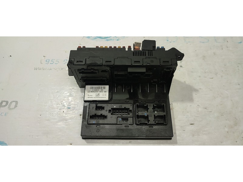 CAJA RELES / FUSIBLES 2115454101  - imagen 1