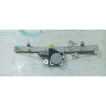 ELEVALUNAS DELANTERO DERECHO 807314CA0A 