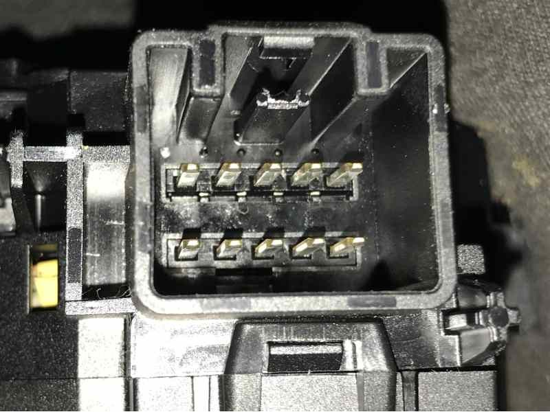 MANDO LIMPIA 8A6T17A553AC  - imagen 3