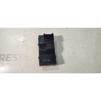 MANDO ELEVALUNAS DELANTERO DERECHO 13301886  - miniatura 3