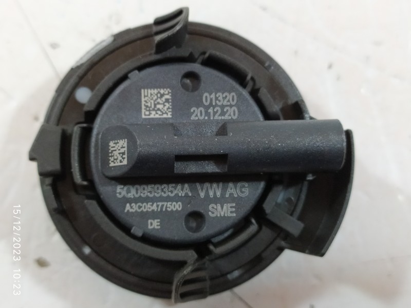 SENSOR 5Q0959354A  - imagen 1