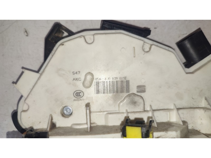 CERRADURA PUERTA TRASERA IZQUIERDA 6J0839015E  - imagen 2