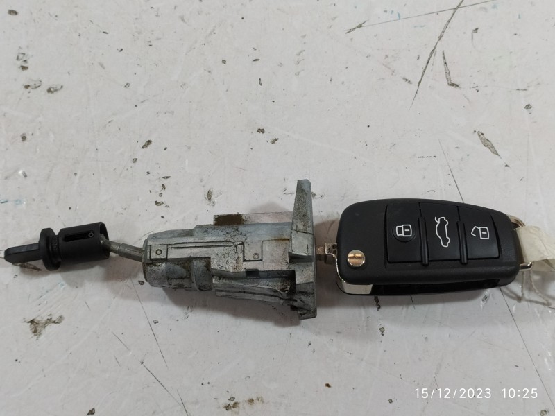 BOMBIN PUERTA DELANTERA IZQUIERDA 83B837167A  - imagen 1