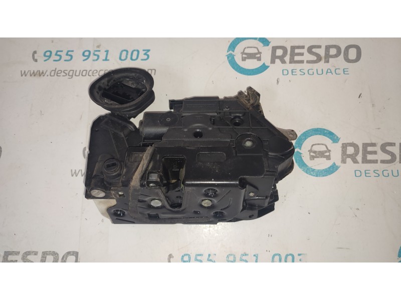 CERRADURA PUERTA TRASERA IZQUIERDA 5K4839015B  - imagen 2