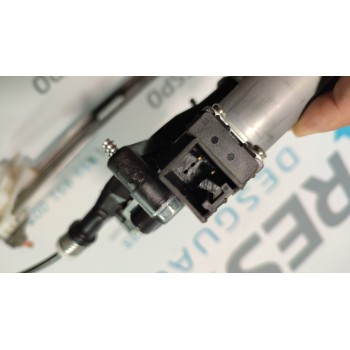 ELEVALUNAS DELANTERO DERECHO CM012790  - miniatura 2