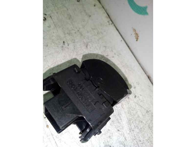 MANDO ELEVALUNAS DELANTERO DERECHO BM5T14529AB  - imagen 3