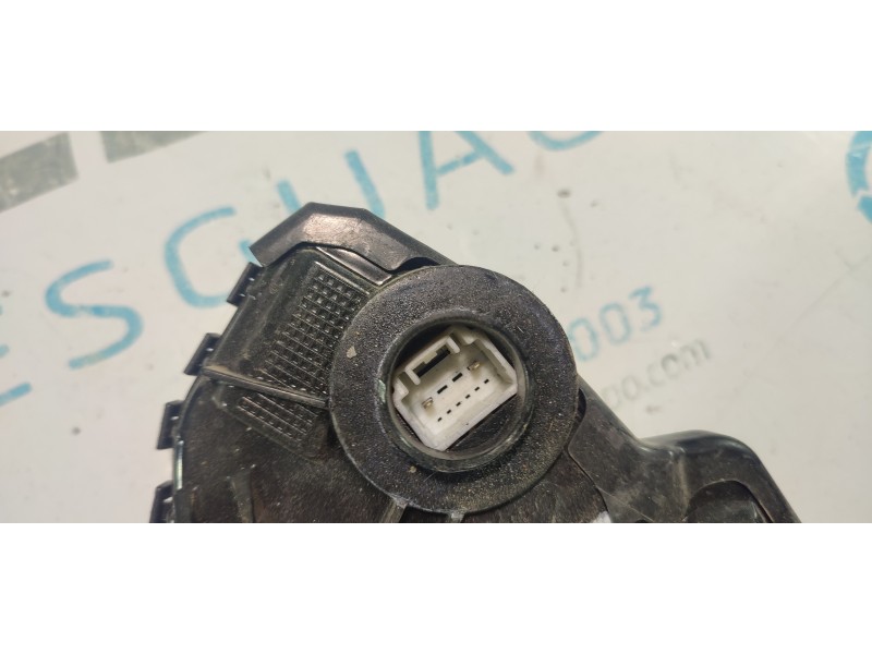 CERRADURA PUERTA DELANTERA DERECHA A046693  - imagen 2