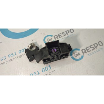 CAJA RELES / FUSIBLES 8J0915459  - miniatura 2