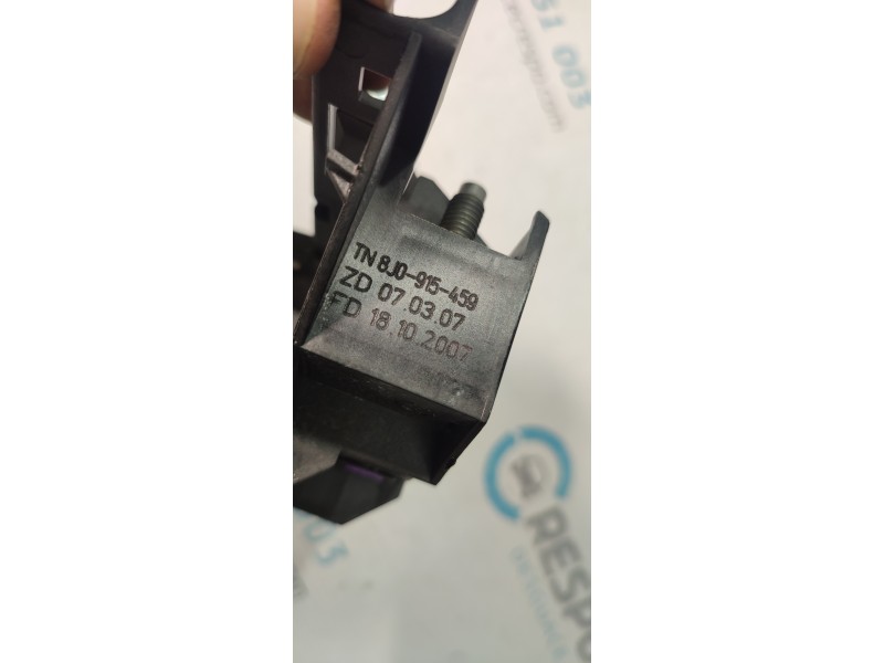 CAJA RELES / FUSIBLES 8J0915459  - imagen 3