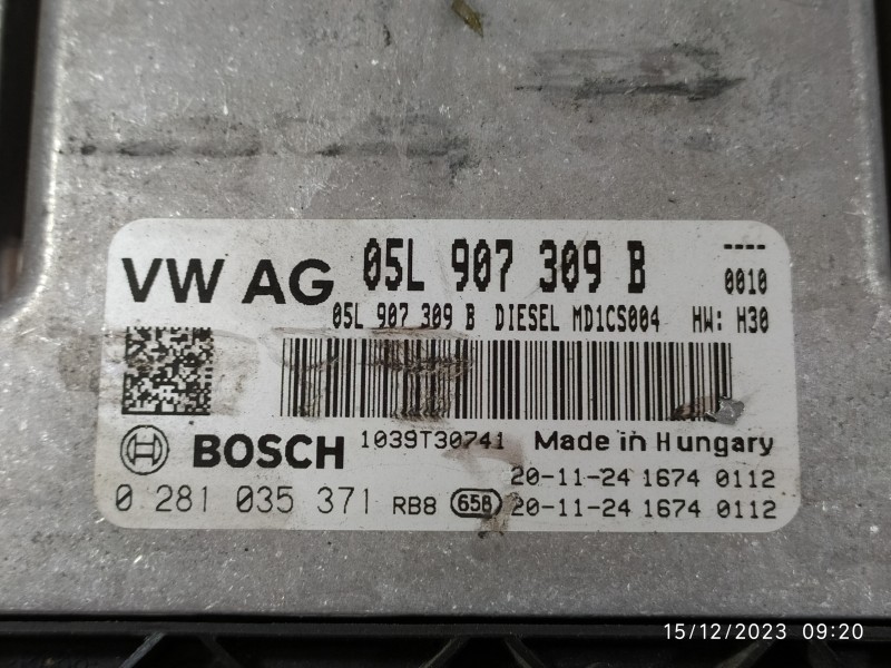 CENTRALITA MOTOR UCE 05L907309B 0281035371  - imagen 2
