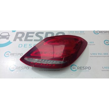 PILOTO TRASERO DERECHO A2059060457 