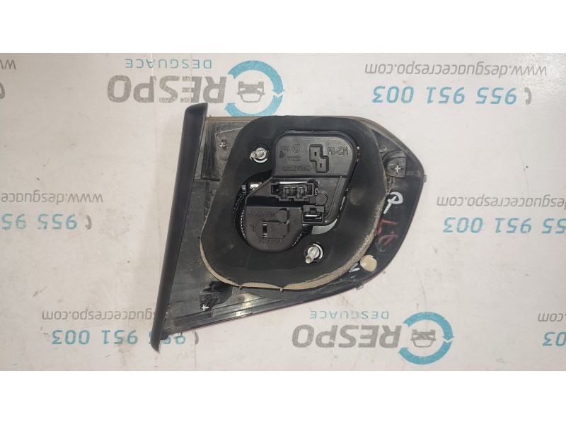 PILOTO TRASERO IZQUIERDO INTERIOR 5K0945093G  - imagen 2