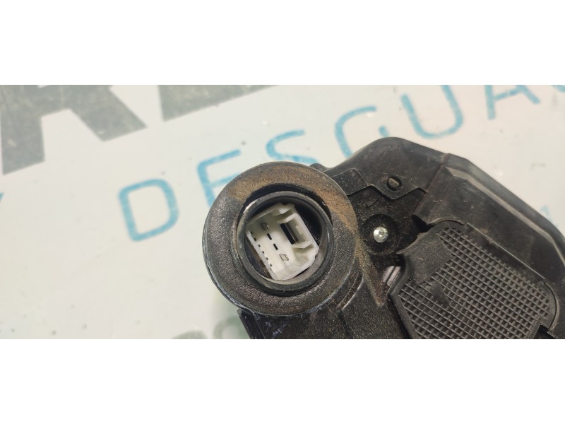 CERRADURA PUERTA TRASERA DERECHA A046693  - imagen 2