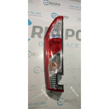 PILOTO TRASERO IZQUIERDO E17766  - miniatura 1