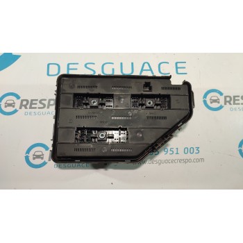 CAJA RELES / FUSIBLES 8297034021  - miniatura 2