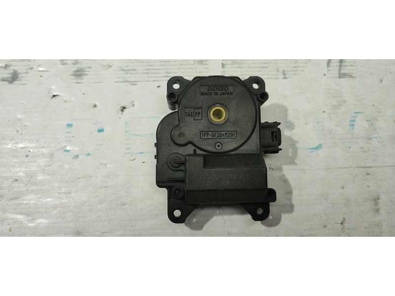 MOTOR APERTURA TRAMPILLAS CLIMATIZADOR 0638000172  - imagen 1