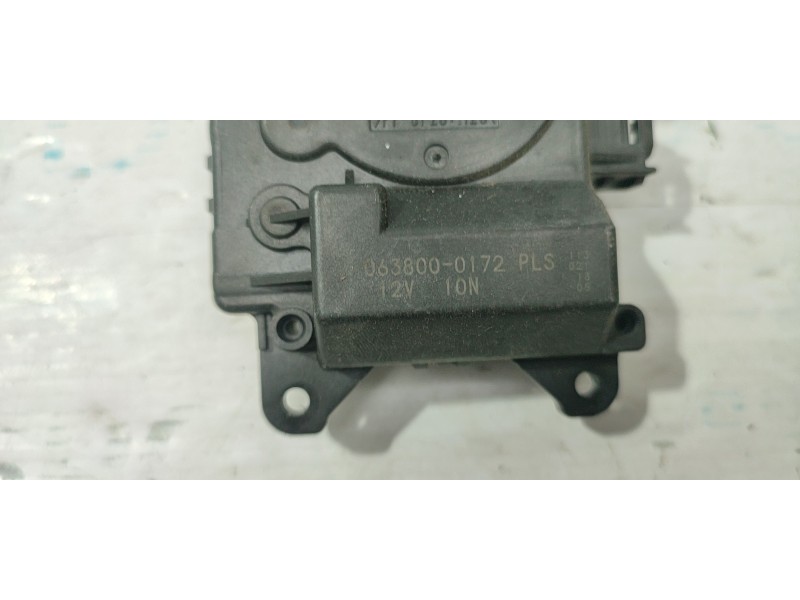 MOTOR APERTURA TRAMPILLAS CLIMATIZADOR 0638000172  - imagen 2