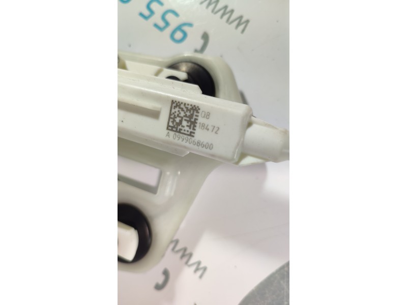 CERRADURA MALETERO / PORTON A0999068600  - imagen 2