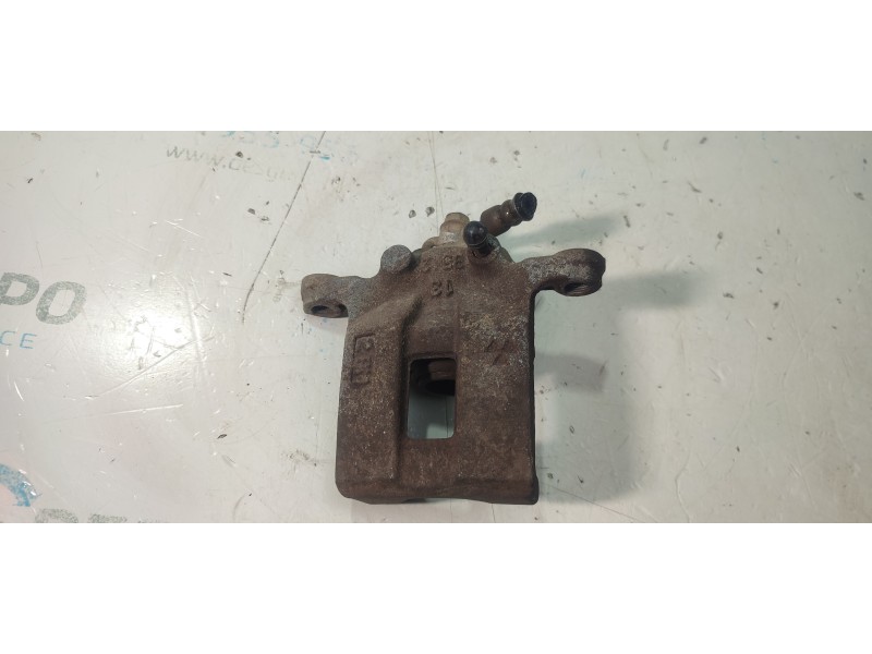 PINZA DE FRENO TRASERA DERECHA  - imagen 2