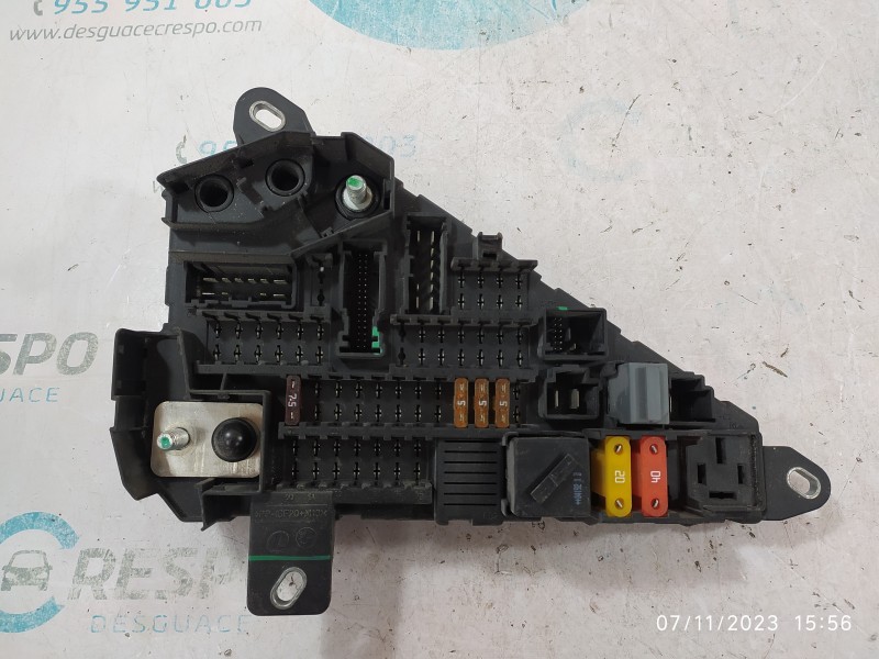 CAJA RELES / FUSIBLES 690655806  - imagen 1