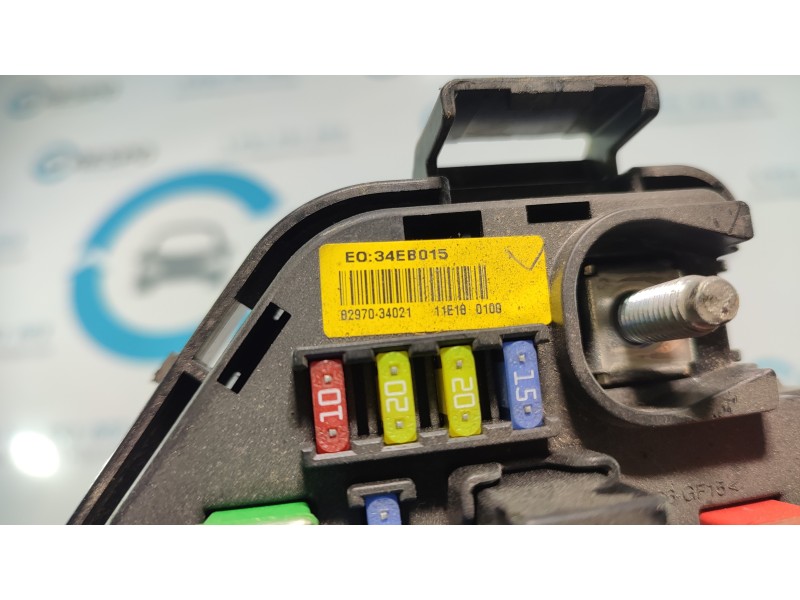 CAJA RELES / FUSIBLES 8297034021  - imagen 3