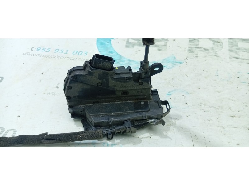 CERRADURA PUERTA TRASERA DERECHA 825005FA0A  - imagen 1