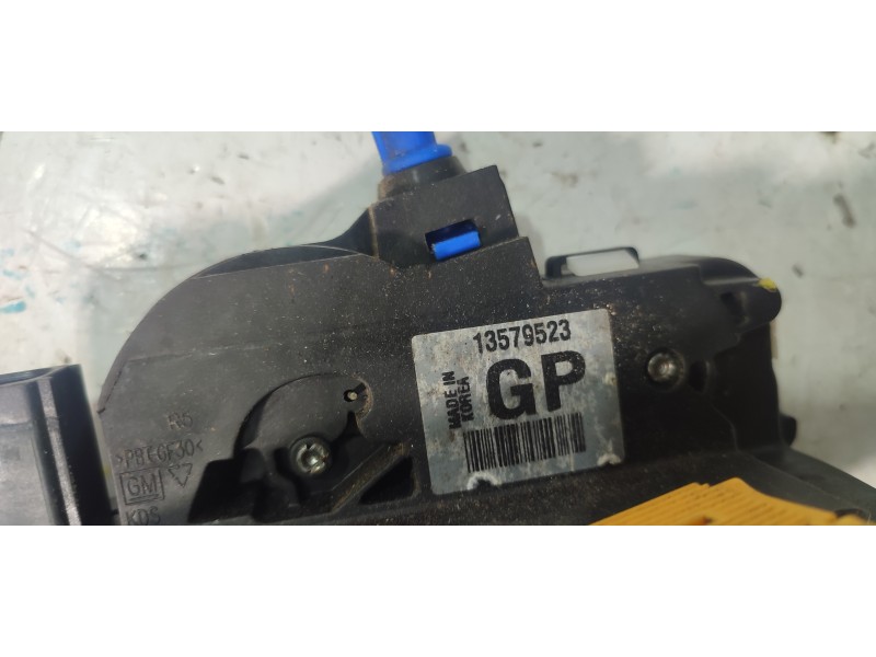 CERRADURA PUERTA DELANTERA DERECHA 13579523  - imagen 3