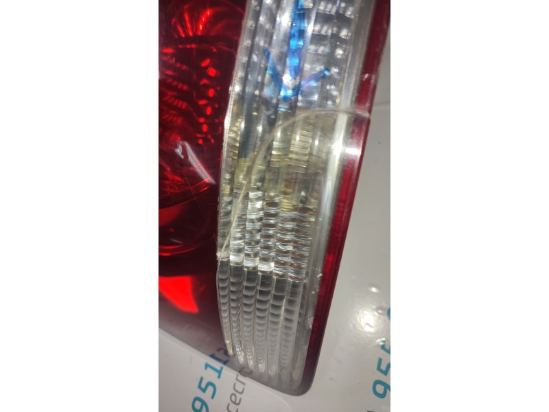 PILOTO TRASERO IZQUIERDO 7L6945095K  - imagen 3