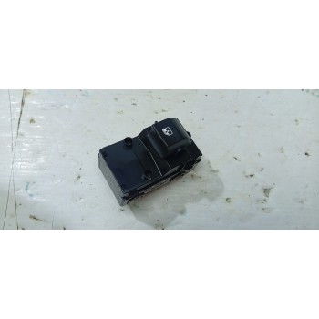 MANDO ELEVALUNAS TRASERO IZQUIERDO 93580J7050 