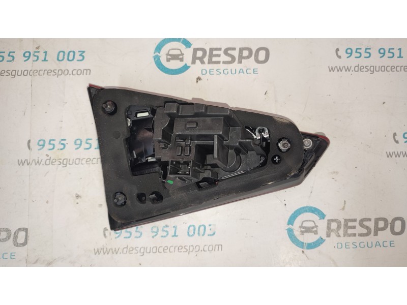 PILOTO TRASERO DERECHO INTERIOR 6F9945308D  - imagen 2