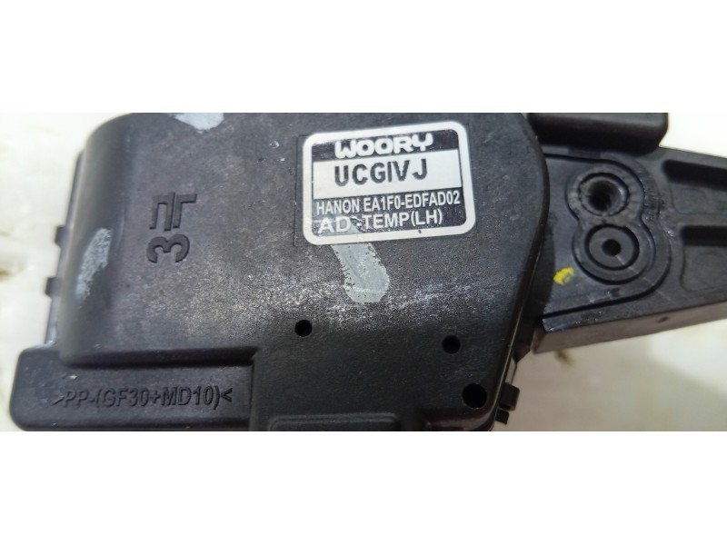 MOTOR APERTURA TRAMPILLAS CLIMATIZADOR EA1F0EDFAD02  - imagen 2