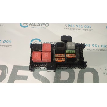 CAJA RELES / FUSIBLES A2059068501  - miniatura 2