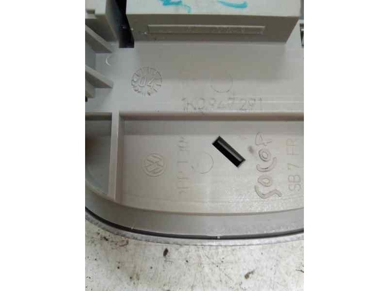 LUZ INTERIOR 1K0947291  - imagen 3