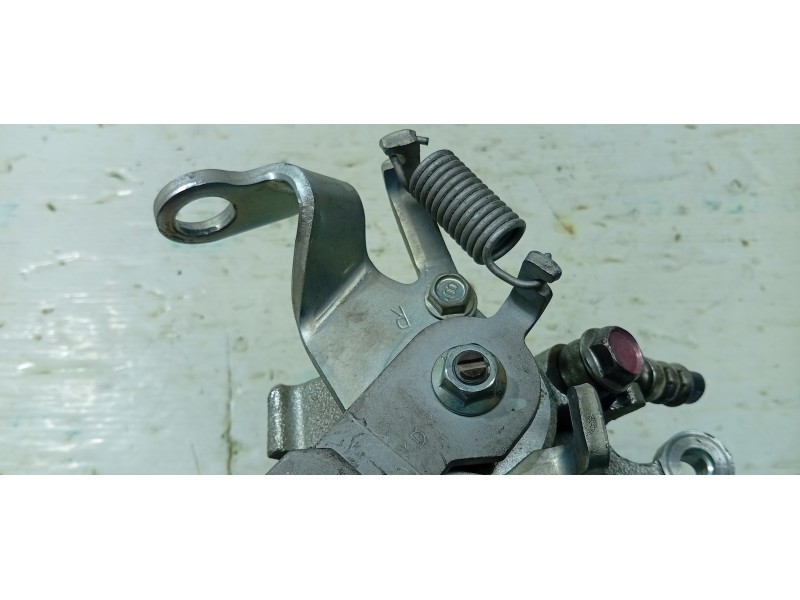PINZA DE FRENO TRASERA DERECHA  - imagen 4