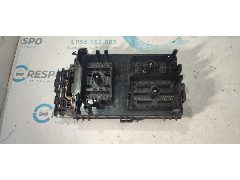 CAJA RELES / FUSIBLES 13449210  - imagen 3