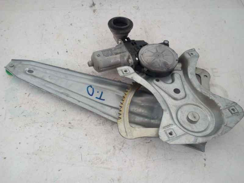 ELEVALUNAS TRASERO DERECHO 857200D120  - imagen 1